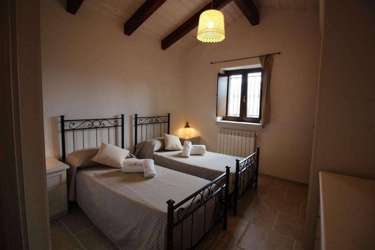 Trullo Rinaldi - Private Pool And Sauna Castellana Grotte Exterior foto