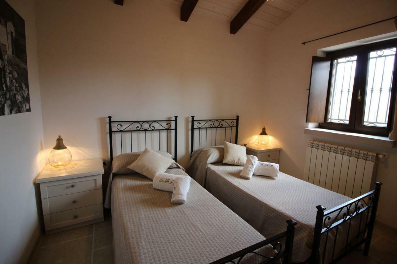 Trullo Rinaldi - Private Pool And Sauna Castellana Grotte Exterior foto
